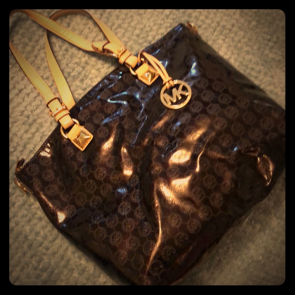 Michael Kors tote
